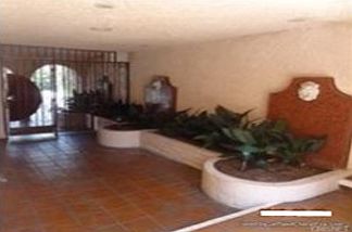 2nd image of 5334 Lindley Ave Unit 123