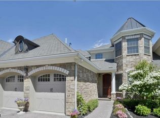 63 Windsor Ln, Ramsey, NJ 07446