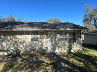 6206 E 153rd St APT B, Grandview, MO 64030