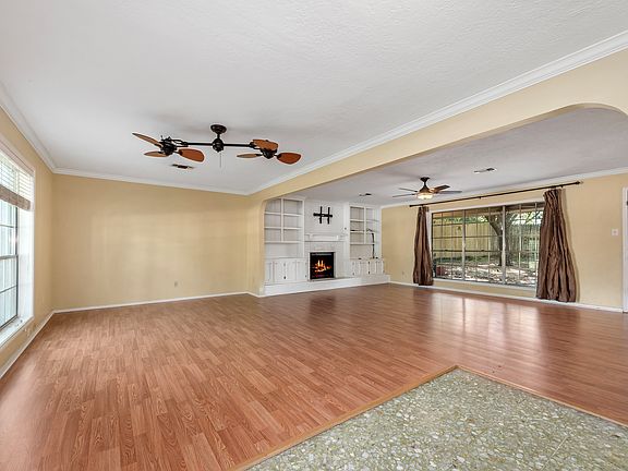 5th image of 2007 Quail Hollow Dr