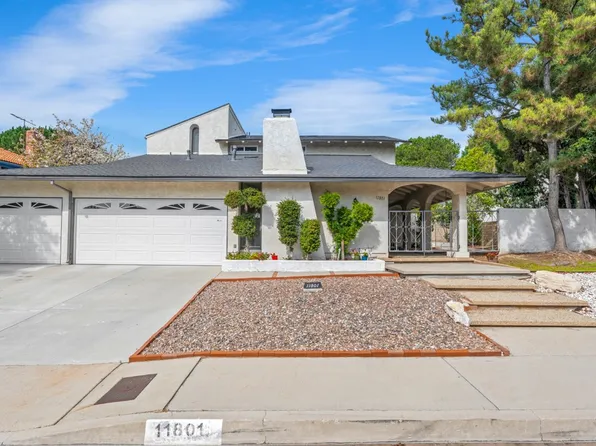 11801 Thunderbird Ave, Porter Ranch, CA 91326