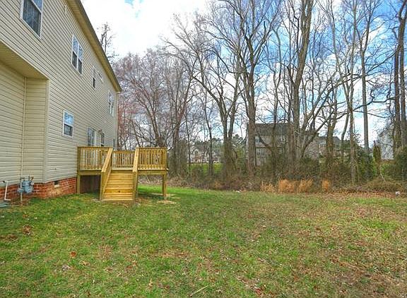 3rd image of 7909 Shadowberry Ct