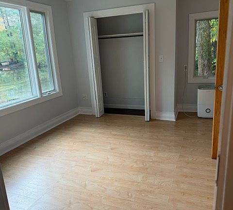 4th image of 262 Plain St