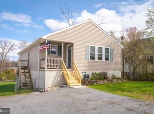 8113 Bon Air Rd, Parkville, MD 21234