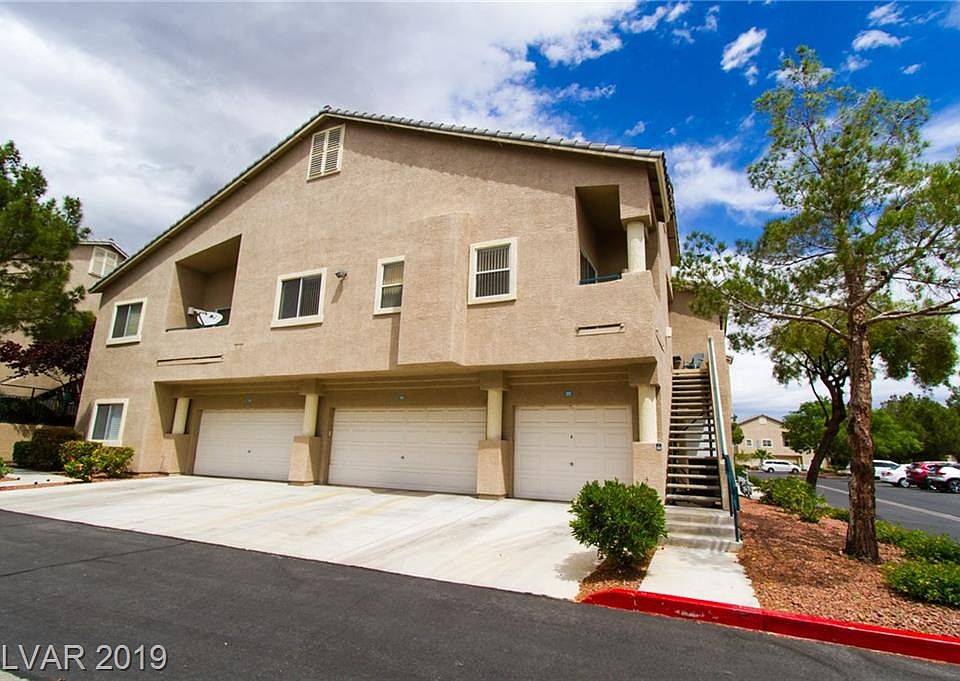 1st image of 2101 Quartz Cliff St Unit 202