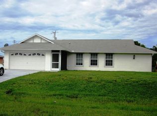 1824 SW 2nd Pl, Cape Coral, FL 33991