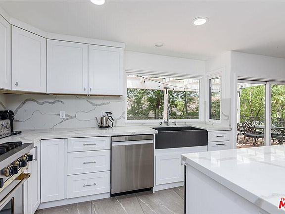 4th image of 2753 Angelo Dr