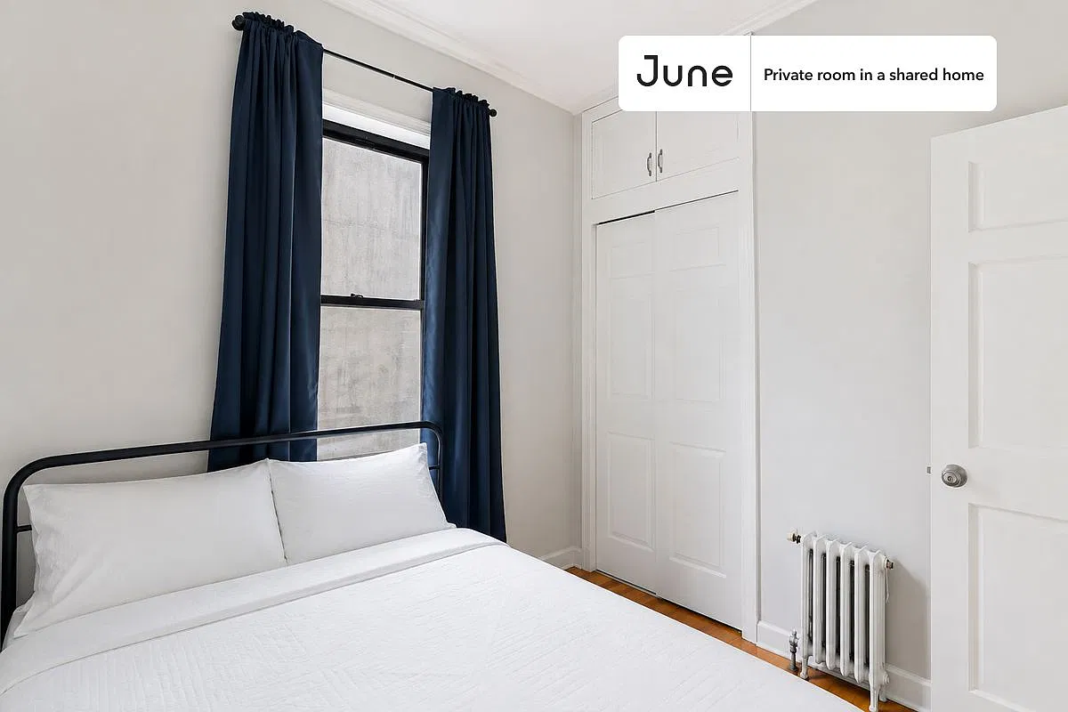 Full bedroom in 4 bed/1 bath home in Hamilton Heights #779 A — Photo 1