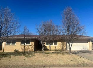 5830 Aspen Dr, Great Bend, KS 67530