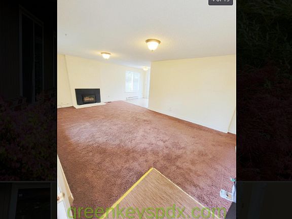 3rd image of 5017 SE Clay St
