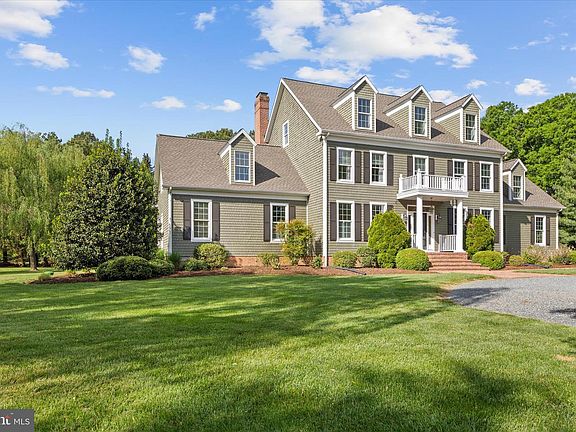 2nd image of 8464 Aveley Farm Rd