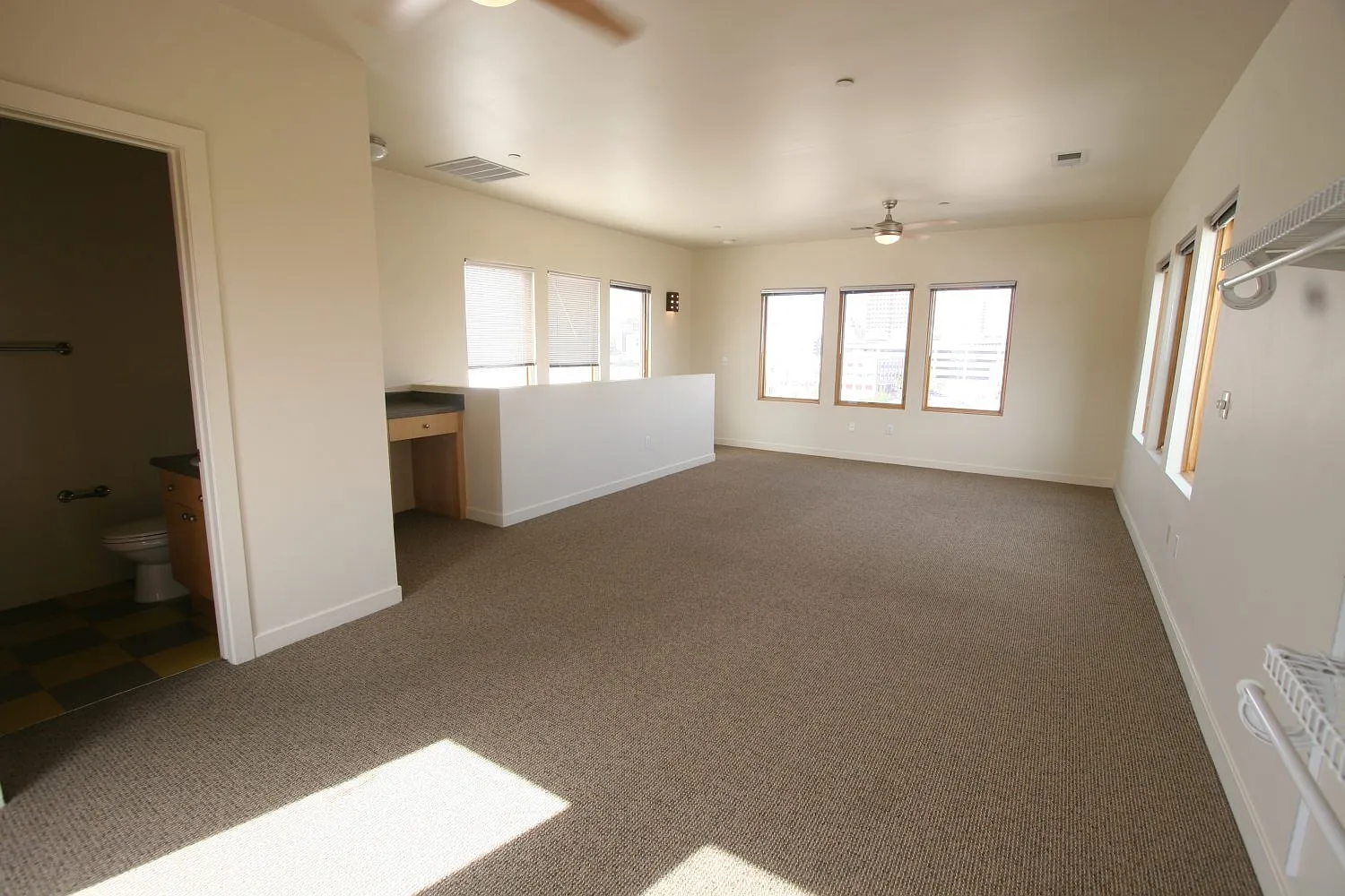 324 Broadway Blvd NE - 1 — Photo 2
