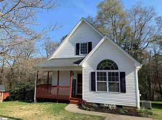 6 Erskine St, Greenville, SC 29607