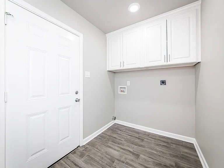 109 Elm St #11 — Photo 24