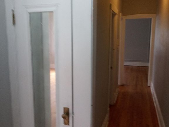 5th image of 1136 Pleasant St APT 1W