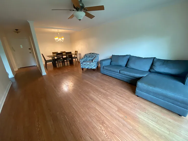 7420 Lakeview Dr #W405 — Photo 3