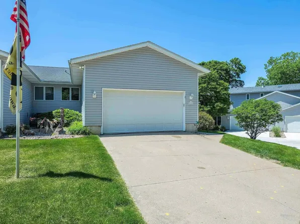 16 Lighthouse Ln, Hampton, IL 61256