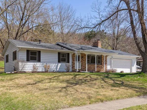 770 Pioneer Rd, Red Wing, MN 55066