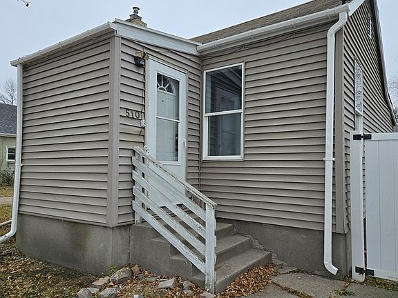 2nd image of 510 2nd Ave NE