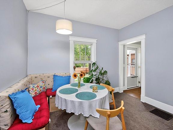4th image of 802A Shelby Ave