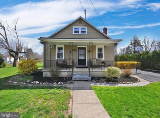 903 Balthaser St, Harrisburg, PA 17112