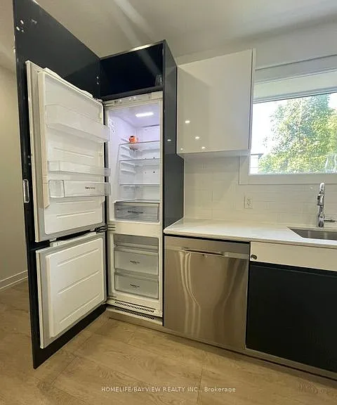 311 Linsmore Cres #3 — Photo 14