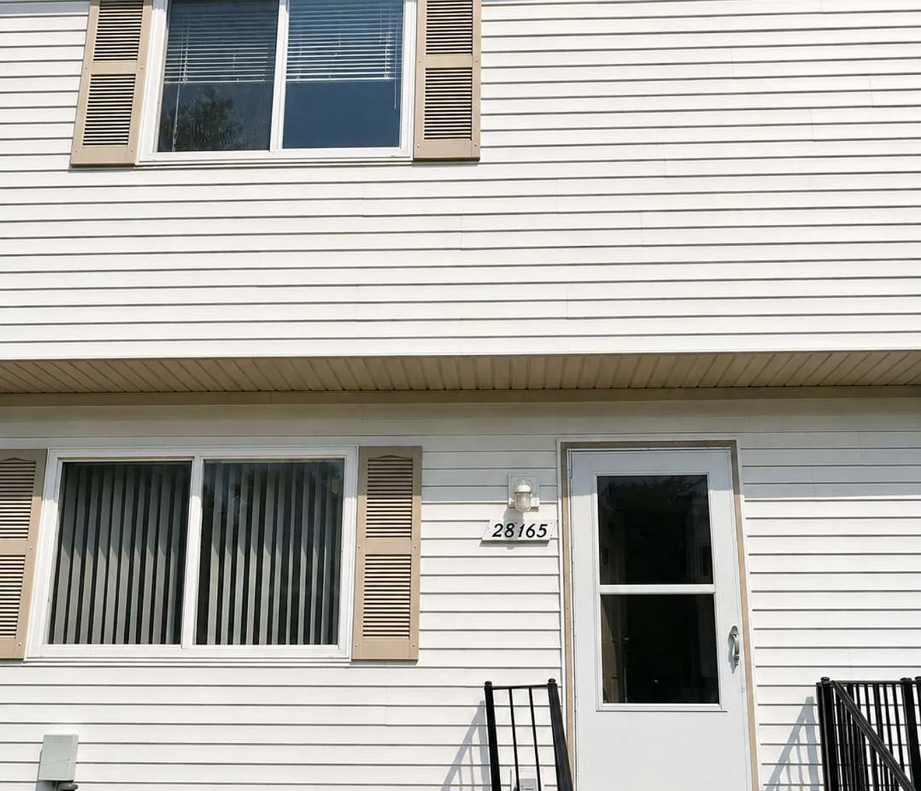 2 bed, 1.5 bath, 1012 sqft, $1,750 — Photo 1