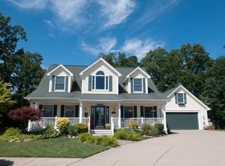 35533 Jolaine Ct, Richmond, MI 48062