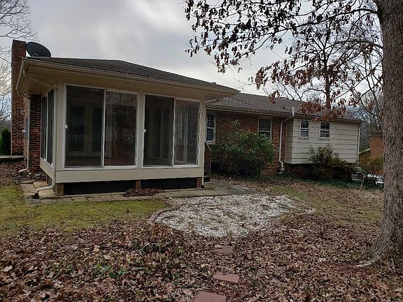 2nd image of 3535 Verona Trl
