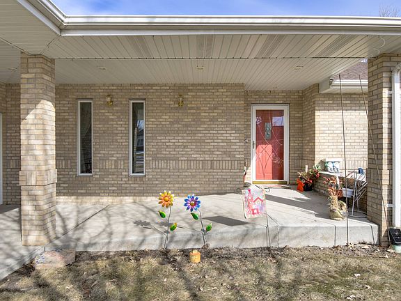 5th image of 2513 Rose Ct