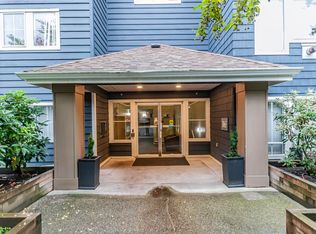 3065 Primrose Ln #305, Coquitlam, BC V3B 7P7