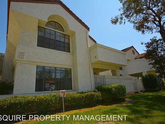 5th image of 1223 Mission Verde Dr
