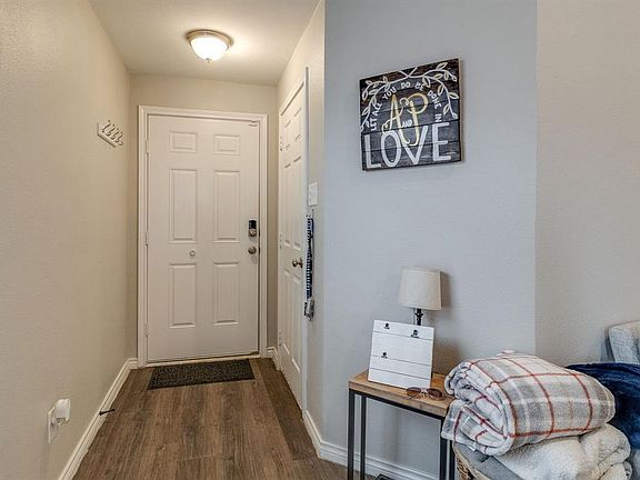 4th image of 11813 Cottontail Dr