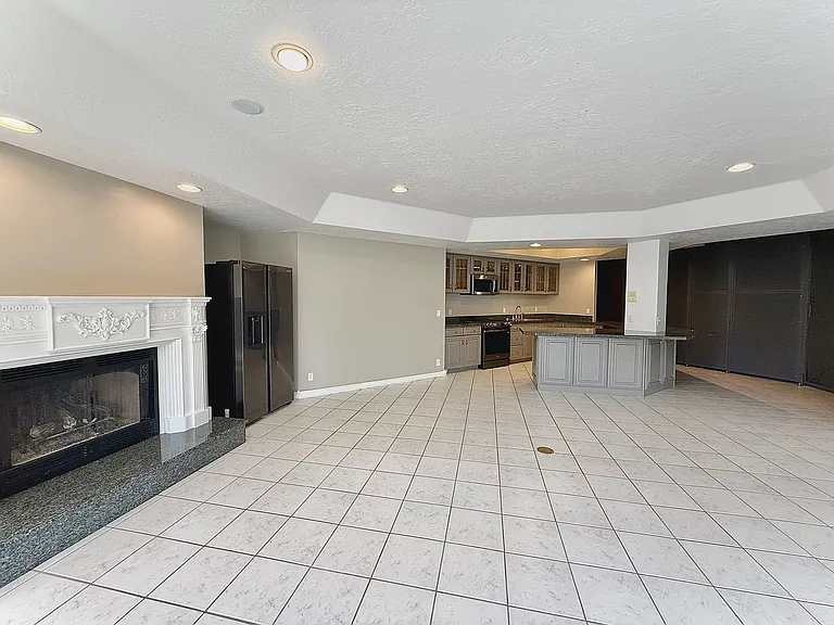 825 N Capitol Blvd — Photo 11