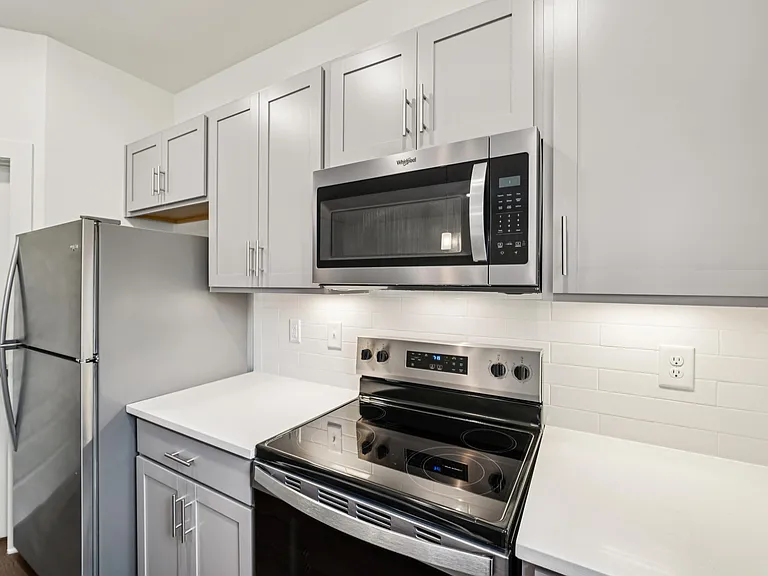 Turnberry Park Apartments and Homes — Photo 31