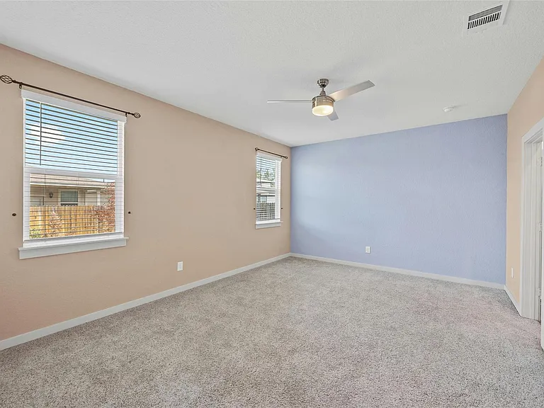 141 Parryi Cv — Photo 19