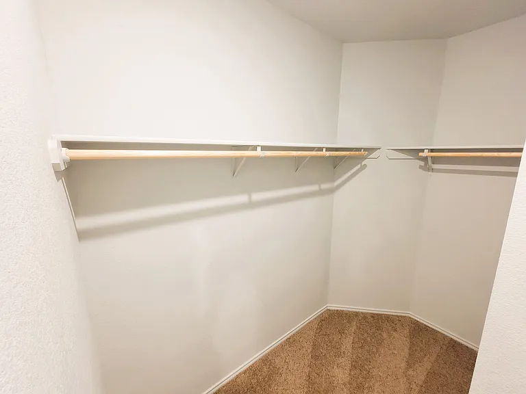 1235 Lexington Dr #B — Photo 10