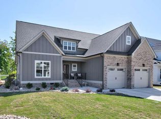 8966 Grey Reed Dr, Ooltewah, TN 37363