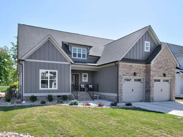 8966 Grey Reed Dr, Ooltewah, TN 37363