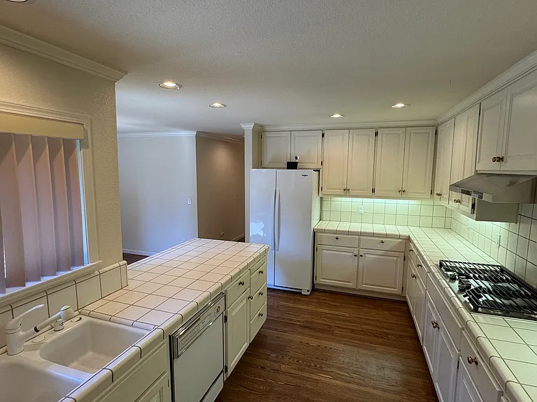 507 Bluebird Pl — Photo 7