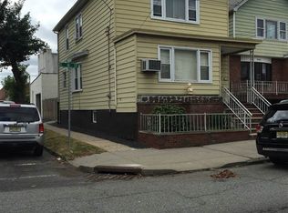 16 E 14th St, Bayonne, NJ 07002