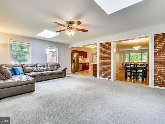 5th image of 14528 Dowling Dr