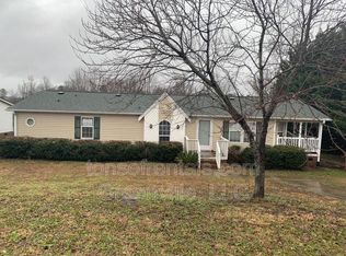 509 Graywood Dr, Fountain Inn, SC 29644