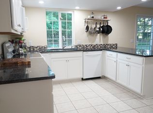 1905 W 37th Ave, Kennewick, WA 99337