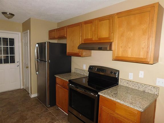 5th image of 4401 Grand Cedar Ln
