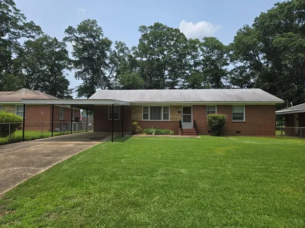 2715 Hawthorne Dr, Columbus, GA 31903