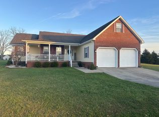 15 Nola Ln, London, KY 40744
