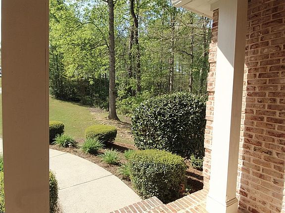 3rd image of 5837 Wembley Dr