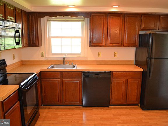 5th image of 12912 Valleywood Dr