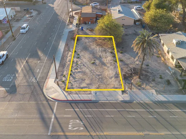 363 S Eastern Ave, Brawley, CA 92227